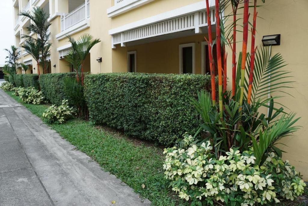 The One Residence Hotel Bangkok Ngoại thất bức ảnh