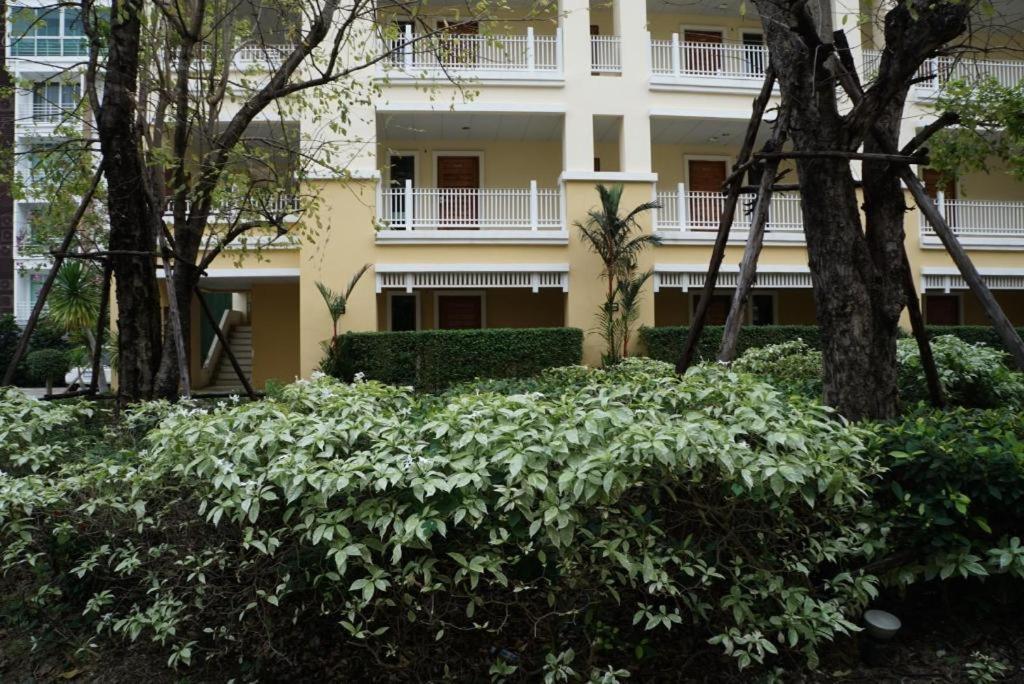The One Residence Hotel Bangkok Ngoại thất bức ảnh