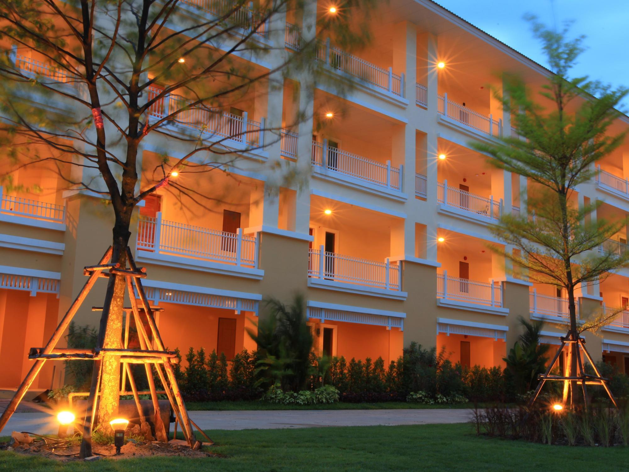 The One Residence Hotel Bangkok Ngoại thất bức ảnh