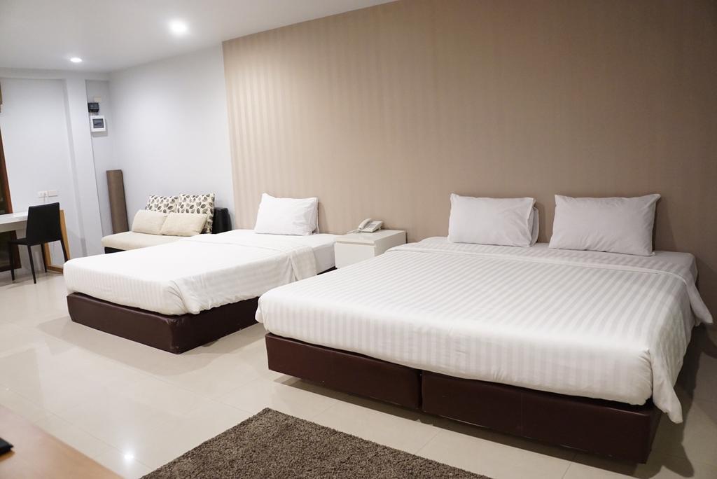 The One Residence Hotel Bangkok Ngoại thất bức ảnh
