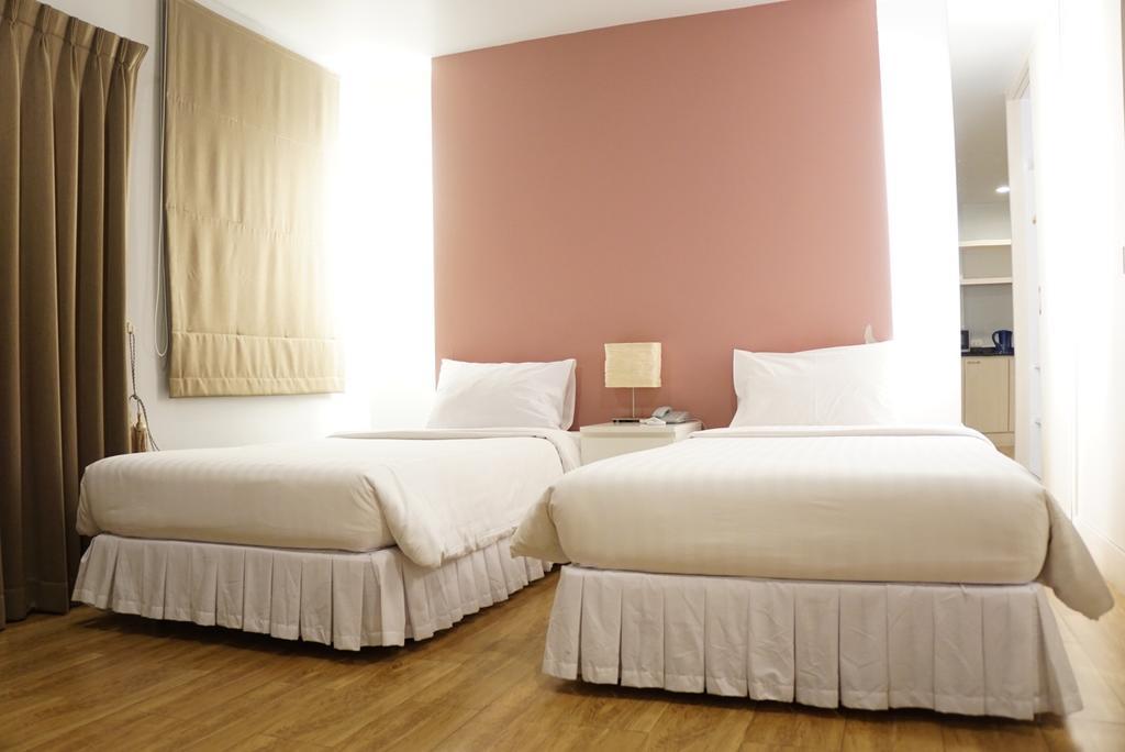 The One Residence Hotel Bangkok Ngoại thất bức ảnh